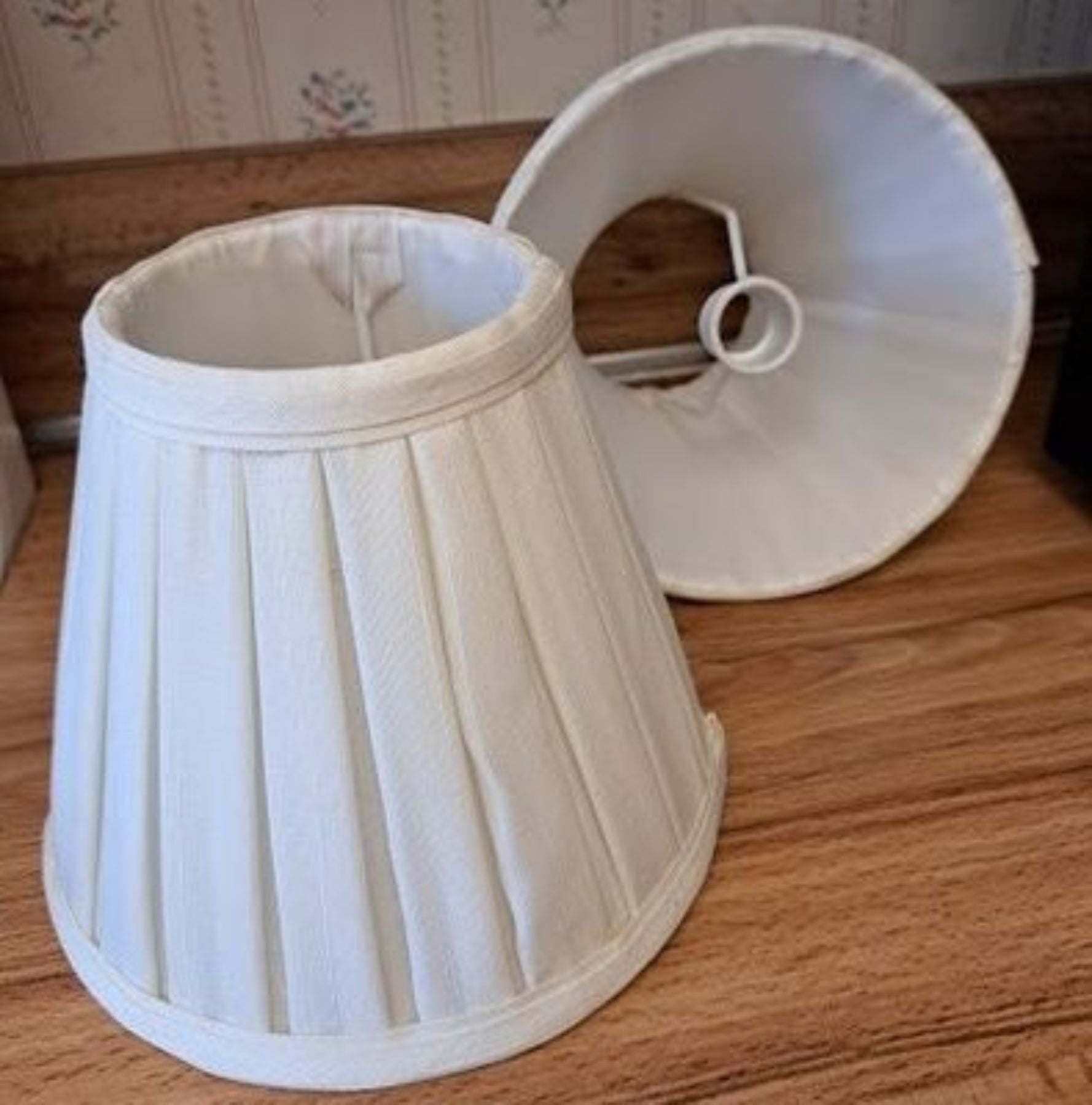 Lampshade 4x7x6" White Pleated With Candelabra Attchmnt   80426