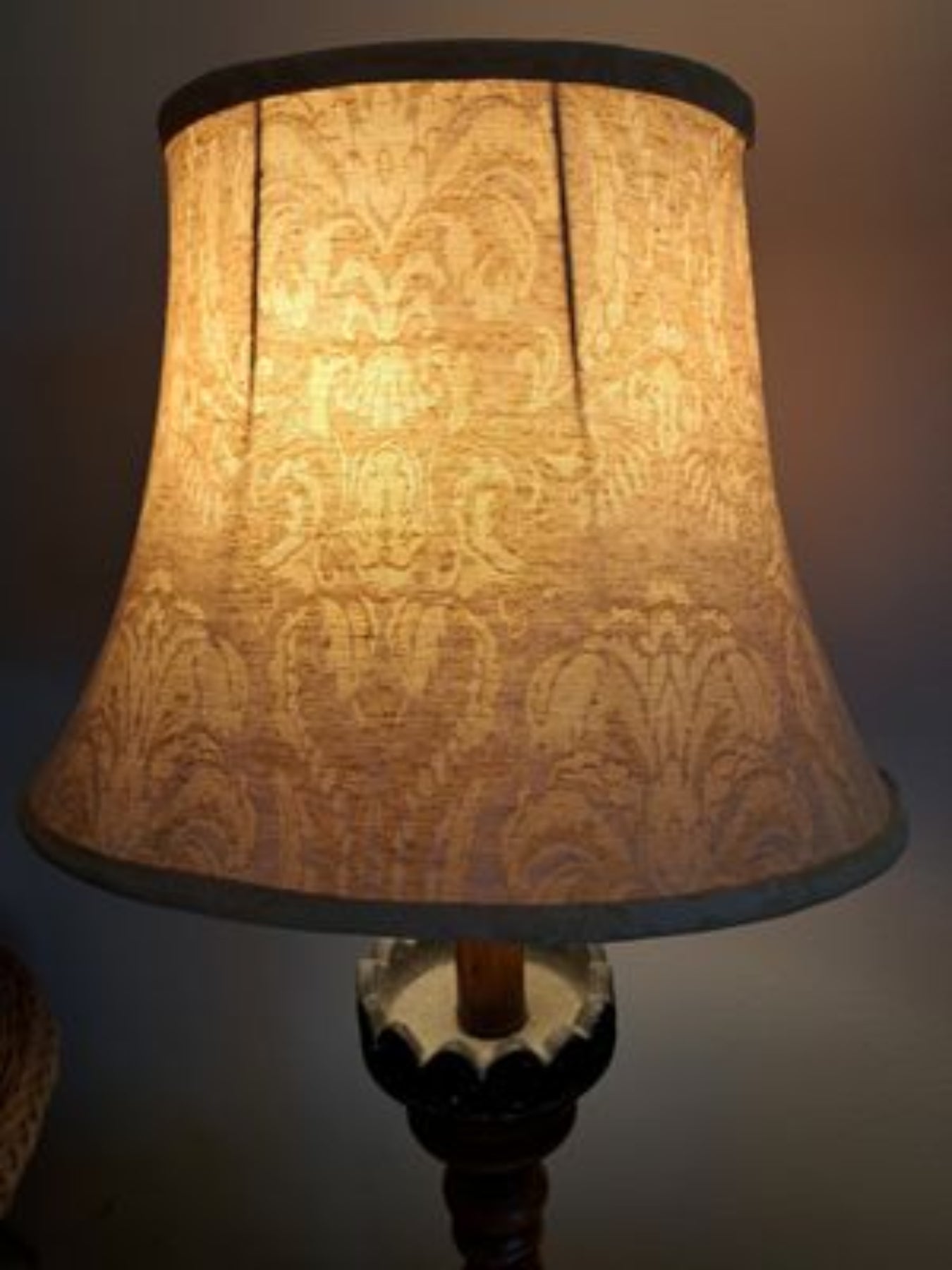 Lampshade 4x11x9" Bell Shaped Tan Naugahyde   80326