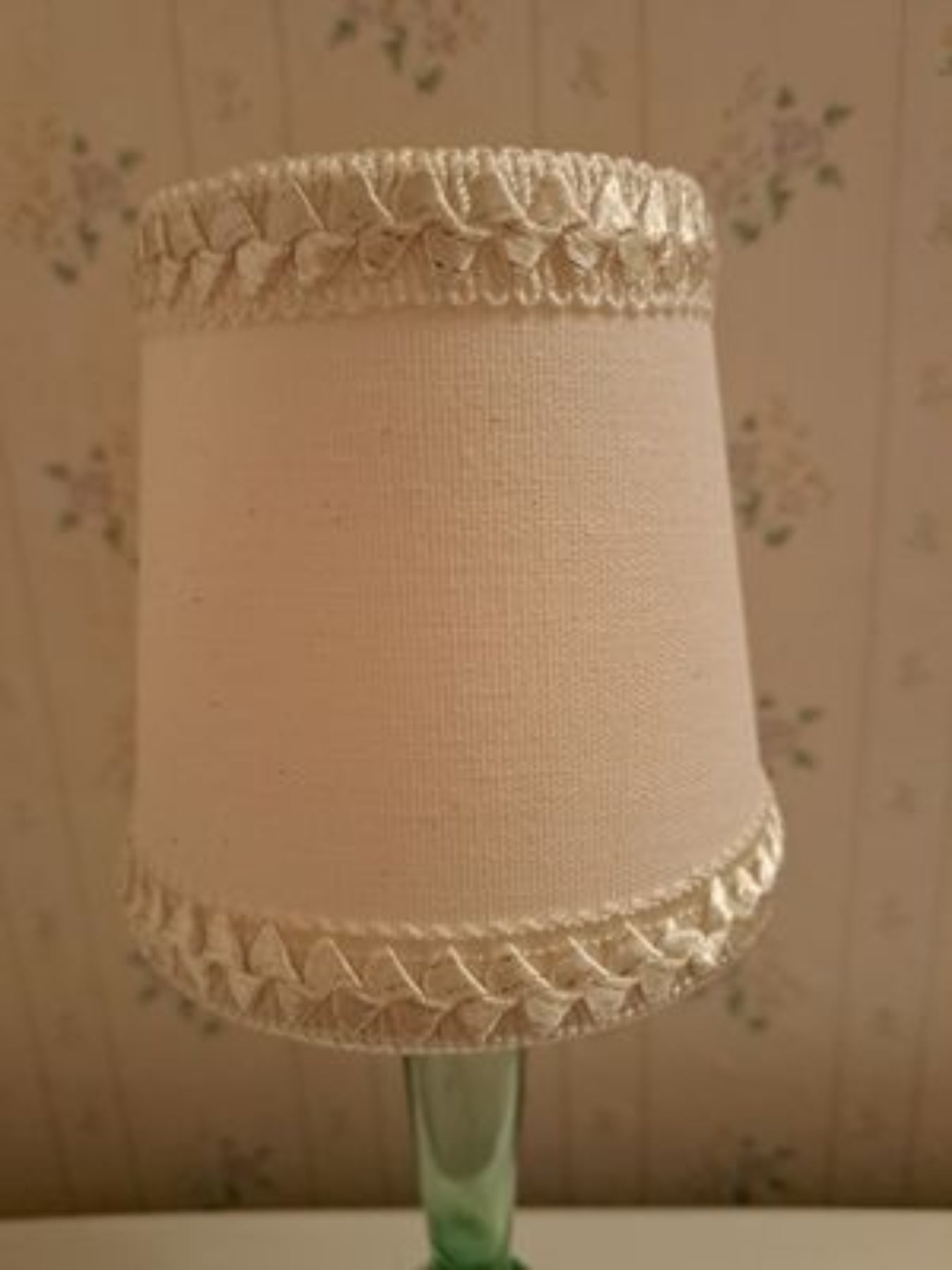 Lampshade Clipon 3x4x4" Cream with Matching Trim    80326