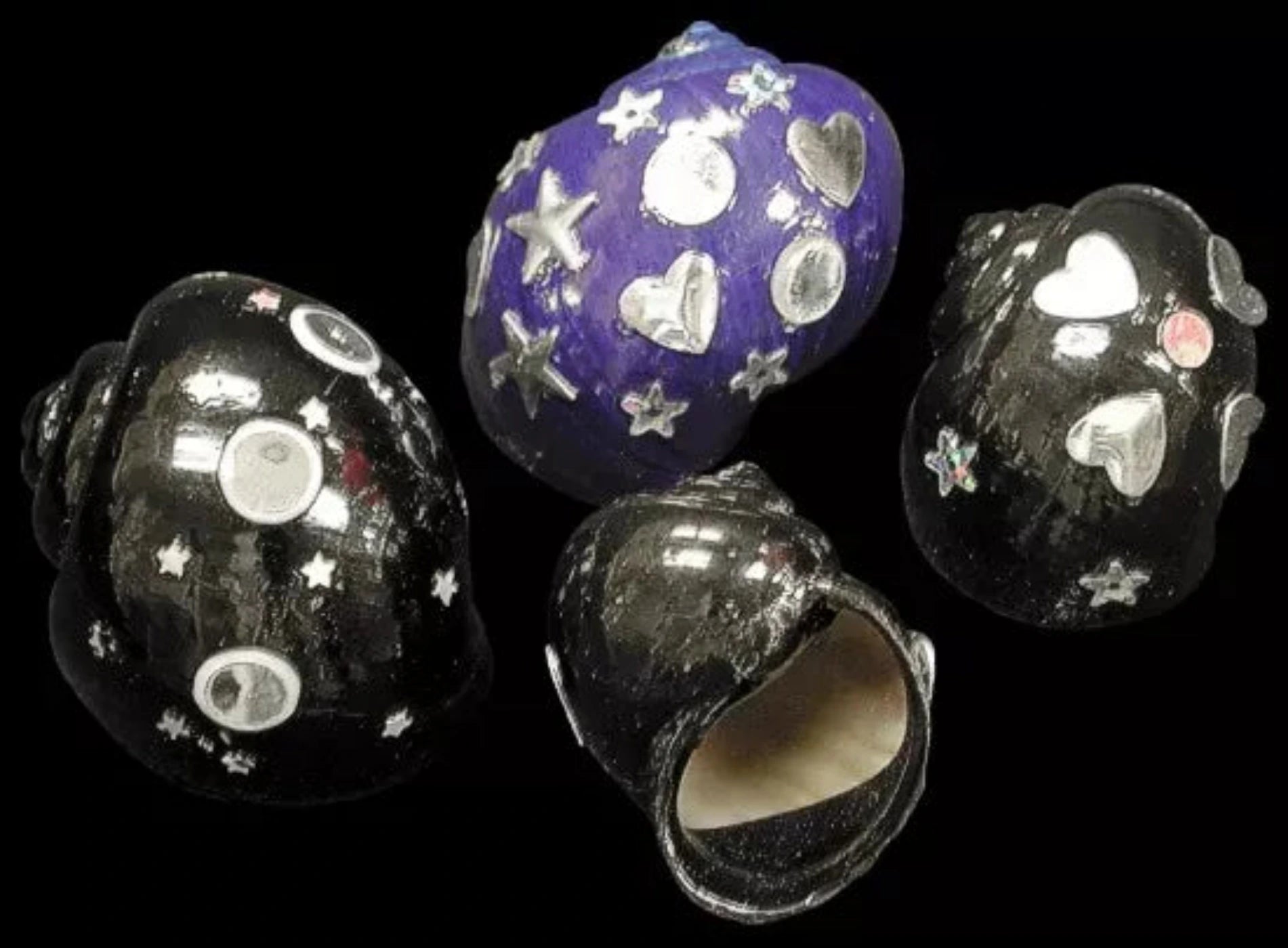 Hand Painted Jewel Design Shells measuring  2 to 2 1/2"  Sold Each      40726